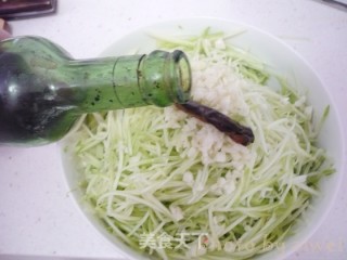 Mustard-flavored Gourd Shreds recipe