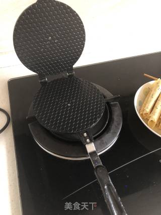 Fragrant Milk Sesame Omelet recipe