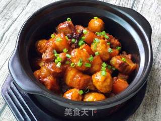 Braised Pork with Tiger Skin Egg recipe