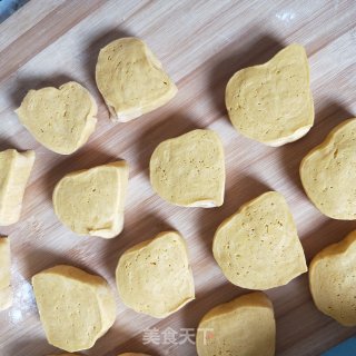 Pumpkin Rice Cake and Bean Paste Buns recipe