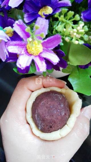 Cocoa Lotus Paste Egg Yolk Moon Cake (50g Mold) recipe