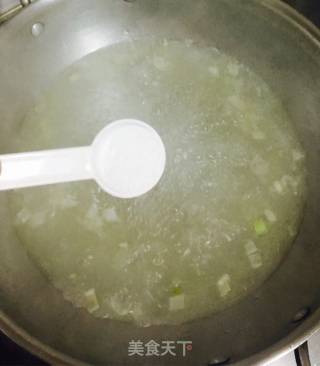 Pig Blood Vermicelli Soup for Nourishing Yin and Lungs in Autumn recipe