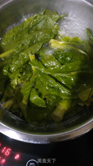 Choy Sum Rice Cake Soup recipe
