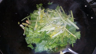 Stir-fried Egg and Celery recipe