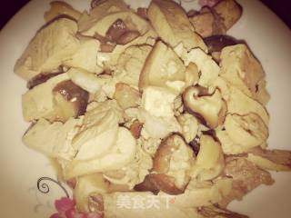 Braised Bean Curd with Mushrooms recipe