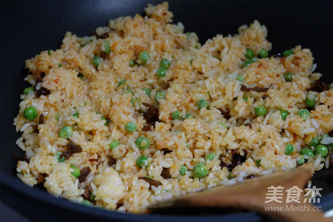 Fried Rice with Mushroom Sauce and Pea recipe