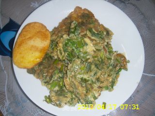Scrambled Eggs with Toon Sprouts recipe