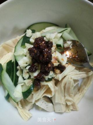 Cucumber and Yuba Dried Tofu recipe