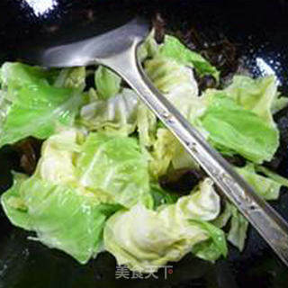 Stir-fried Cabbage with Black Fungus Roast Duck recipe