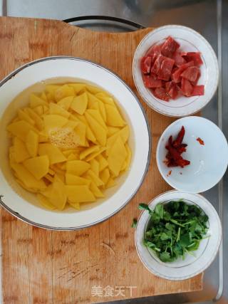 Fried Potato Chips with Meat recipe