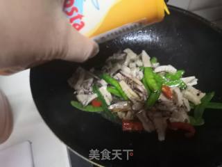 Fried Squid with Snow Peas recipe