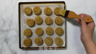 Mooncakes with Five Nuts recipe