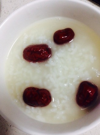 Red Dates and Brown Sugar Rice Porridge