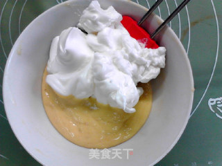 Banana Yogurt Chiffon Cake recipe