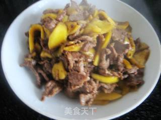 Stir-fried Beef with Mango recipe