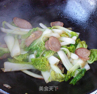 Lap Mei-stir-fried Yellow Cabbage with Chinese Sausage recipe