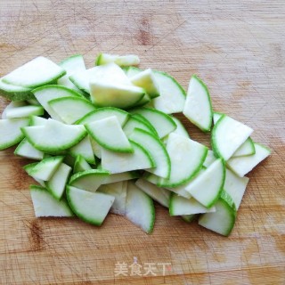 Scrambled Eggs with Tomato and Zucchini recipe