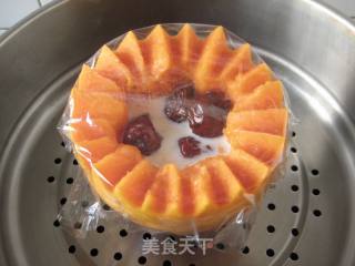 Whitening and Emollient Syrup-red Dates and Papaya Stew with Fresh Milk recipe