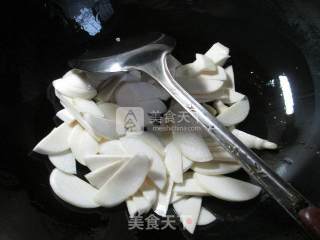 Stir-fried Rice White with Bamboo Shoots and Dried Vegetables recipe