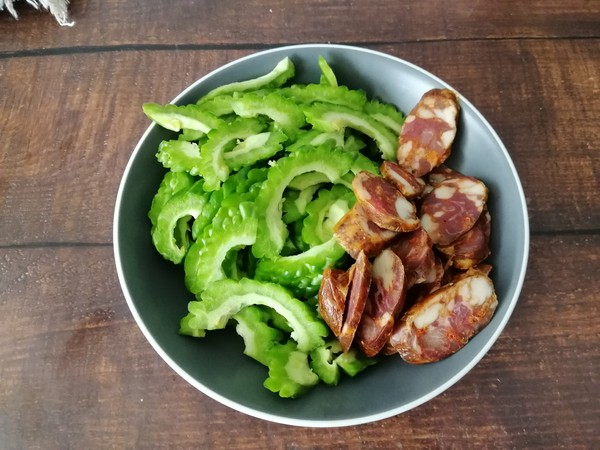 Stir-fried Sausage with Bitter Gourd recipe