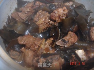 Seaweed Braised Pork Ribs recipe