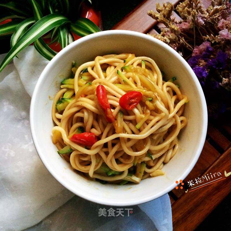 Pumpkin Fried Noodles recipe