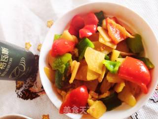 Beautiful Bell Pepper Potato Chips recipe