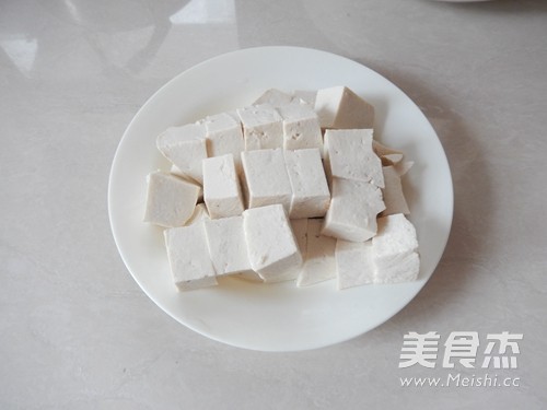 Braised Crucian Carp Tofu recipe