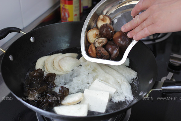 Happy Stew with Mushroom and Tofu recipe