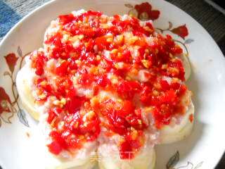 Steamed Taro with Chopped Pepper and Minced Pork recipe