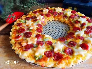 Christmas Wreath Pizza recipe