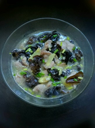 Black Fungus Pork Soup
