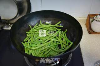 Stir-fried Carob recipe