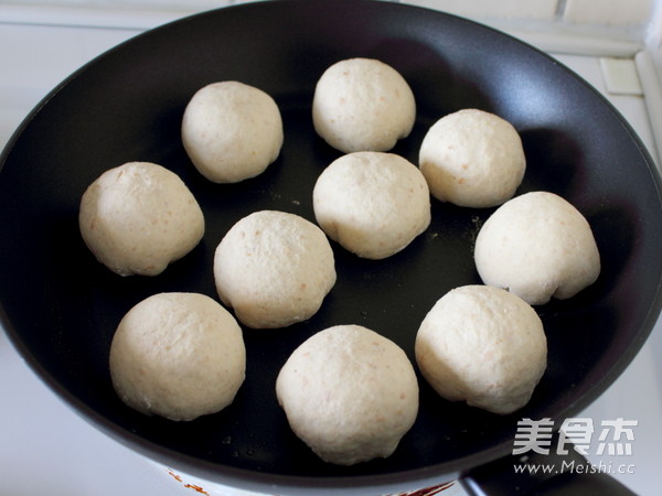 Fermented Oatmeal and Bean Paste Bun recipe