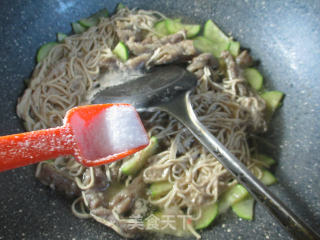 Zucchini Beef Slices Boiled and Shredded recipe