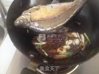 Braised Bream in Soy Sauce recipe