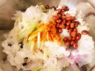 Assorted Cold Dishes with Peanut and White Fungus recipe