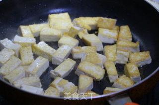 #trust之美# Fried Tofu with Cumin and Green Garlic recipe