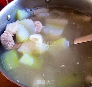 Bamboo Fungus Pork Ribs and Winter Melon Soup recipe
