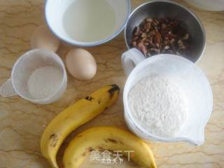 Walnut Banana Muffins recipe