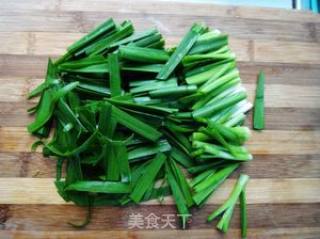 Stir-fried Vermicelli with Minced Meat and Chives recipe