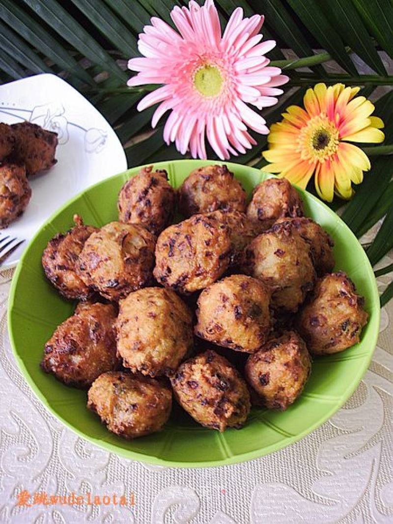 Minced Meat and Carrot Balls recipe