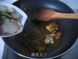 Stir-fried Pork with Curry Onion recipe