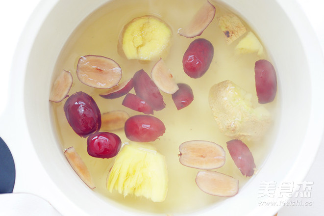 Ginger Brown Sugar Double Potato Sweet Soup for Nourishing Qi and Blood recipe