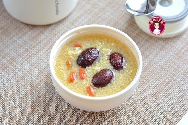 Braised Tin of Red Dates and Wolfberry Millet Porridge