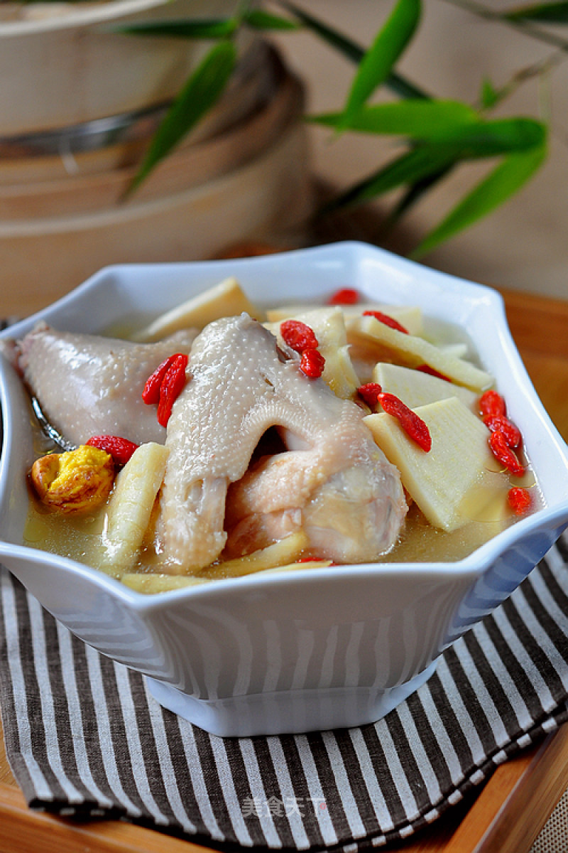 Chicken Soup with Fresh Bamboo Shoots recipe