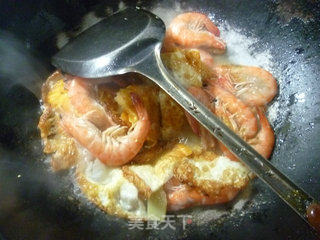 Shrimp and Lotus Leaf Egg recipe