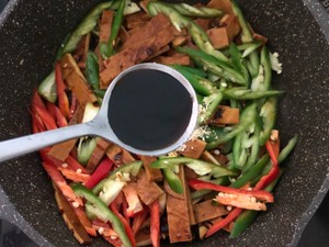 Stir-fried Green and Red Peppers, Fragrant and Dried‼ ️don't Change The Meat recipe