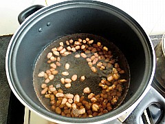 Marinated Peanuts Mixed with Edamame recipe