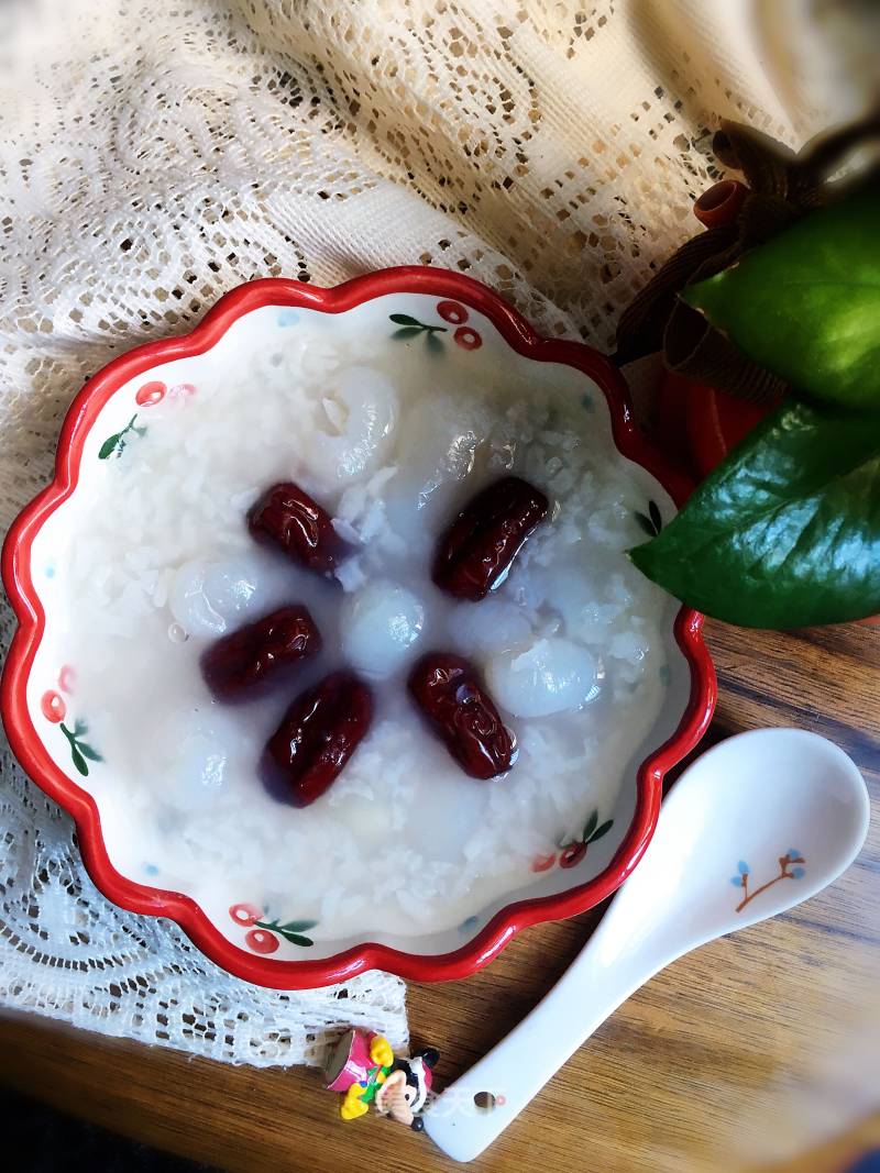 Fresh Longan and Red Date Congee recipe